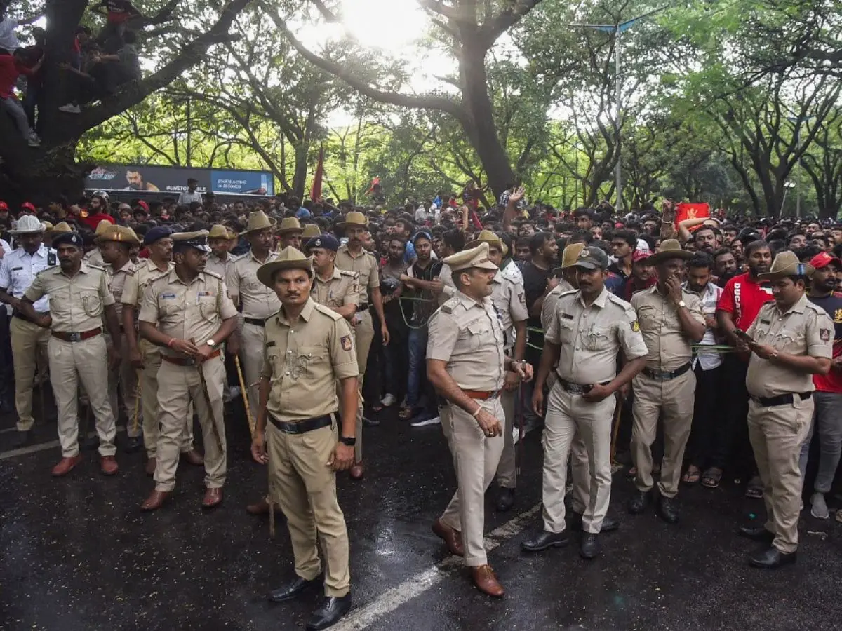 Shocking turn in Bengaluru stampede: RCB, government dismissed police advice against organising victory parade – Report Shocking turn in Bengaluru stampede: RCB, government dismissed police advice against organising victory parade – Report