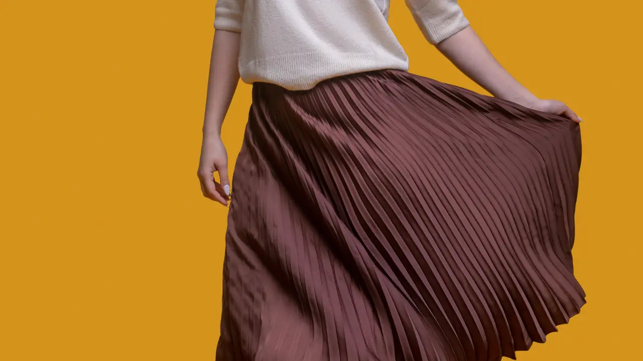 'The shorter, the better’: Hungary newspaper asks readers to submit photos of women in skirts, draws massive outrage
