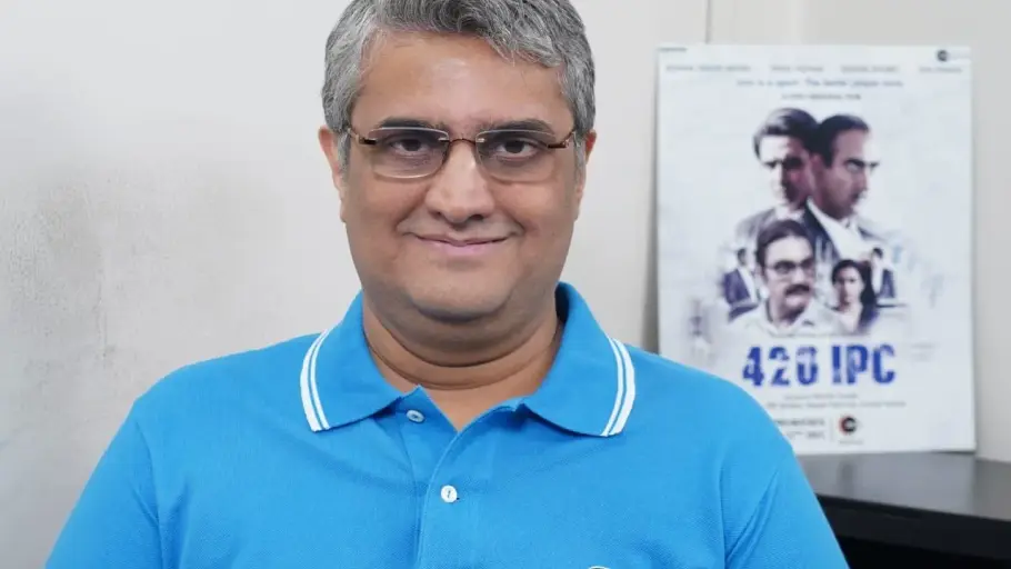 Bollywood director Manish Gupta booked for allegedly stabbing his driver