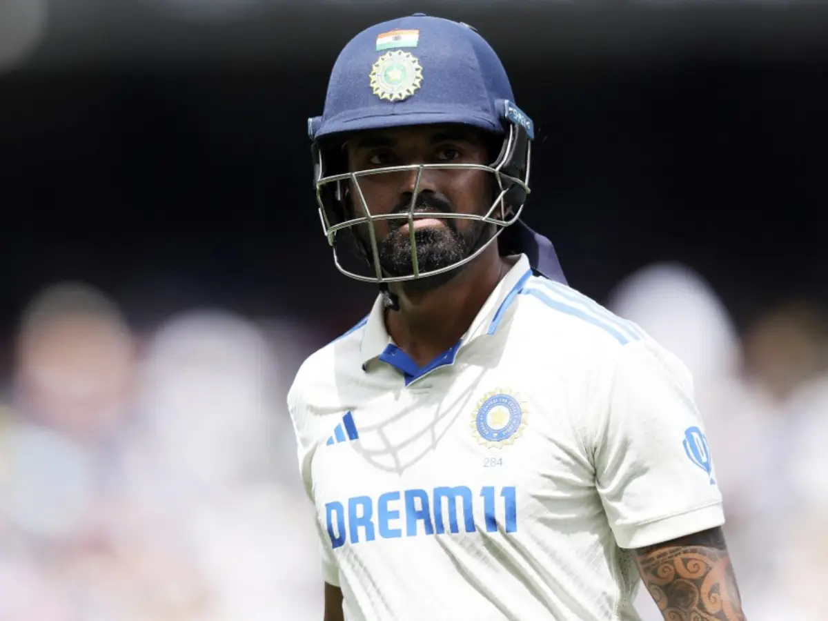 Watch: KL Rahul impresses on Day 1 of England tour, slams hundred for India A in unofficial Test Watch: KL Rahul impresses on Day 1 of England tour, slams hundred for India A in unofficial Test