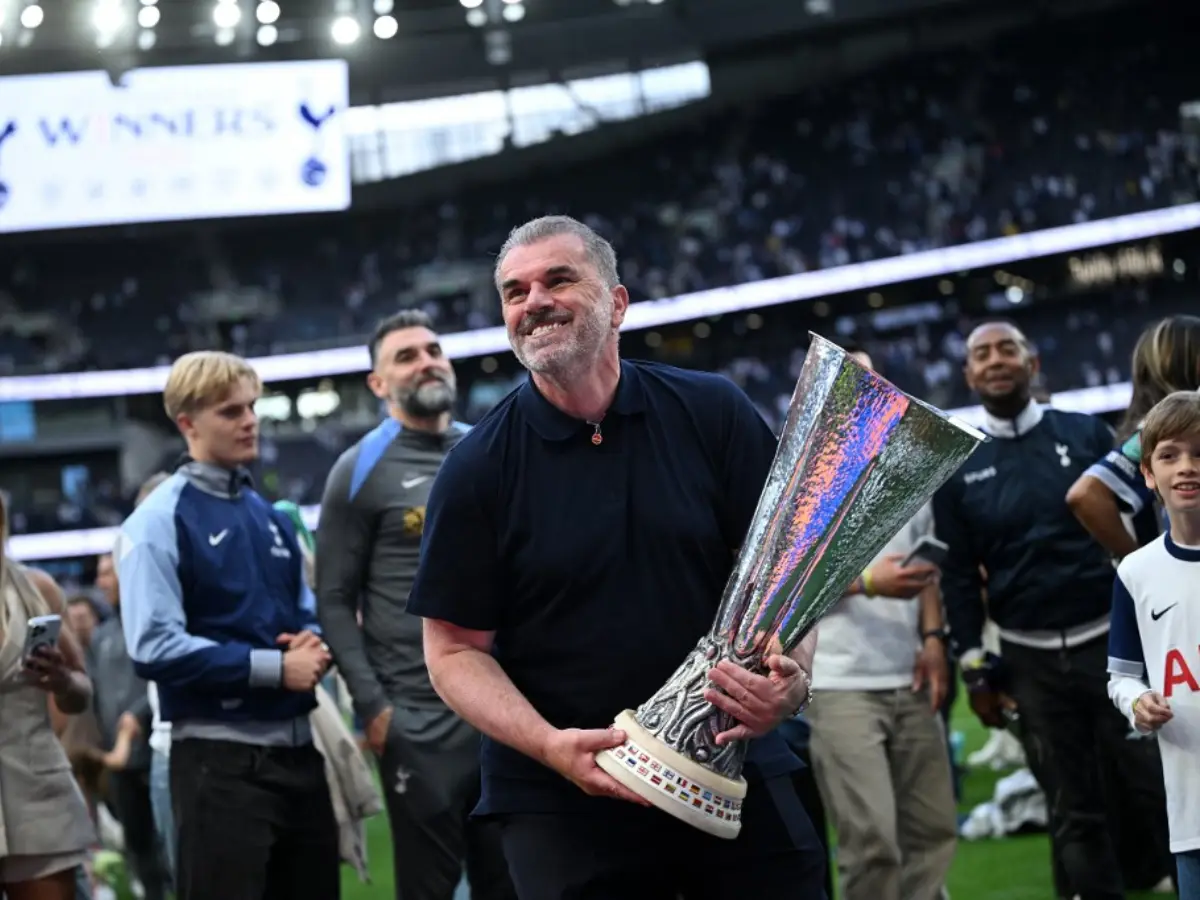 Ange Postecoglou waves goodbye to Tottenham fans, pens 'my overriding emotion is one of pride' Ange Postecoglou waves goodbye to Tottenham fans, pens 'my overriding emotion is one of pride'