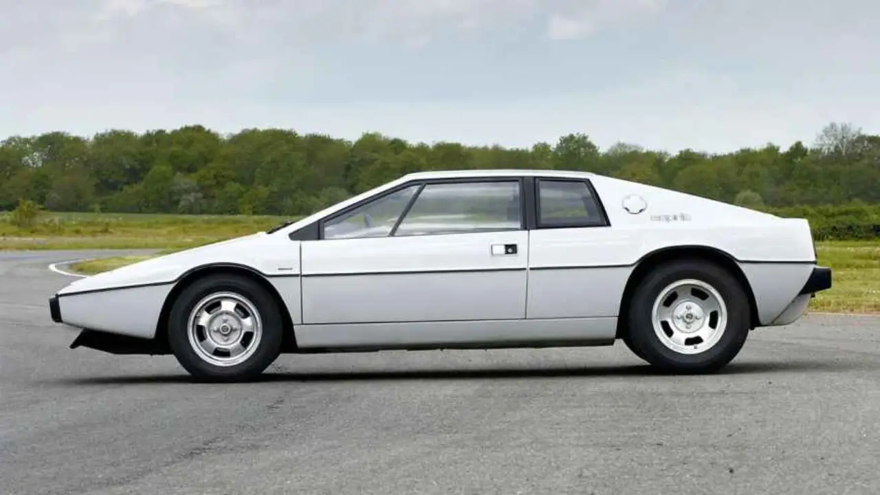 Lotus Esprit ‘Wet Nellie’: The Bond Car