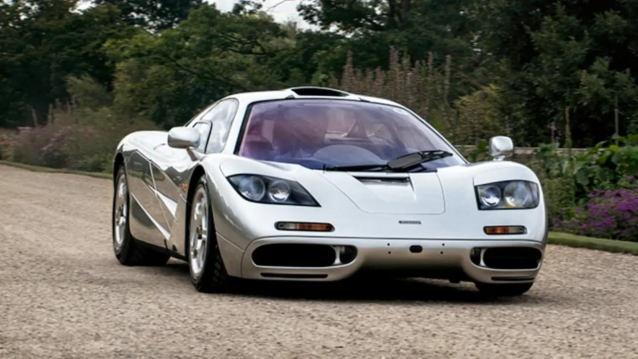 McLaren F1: The Supercar