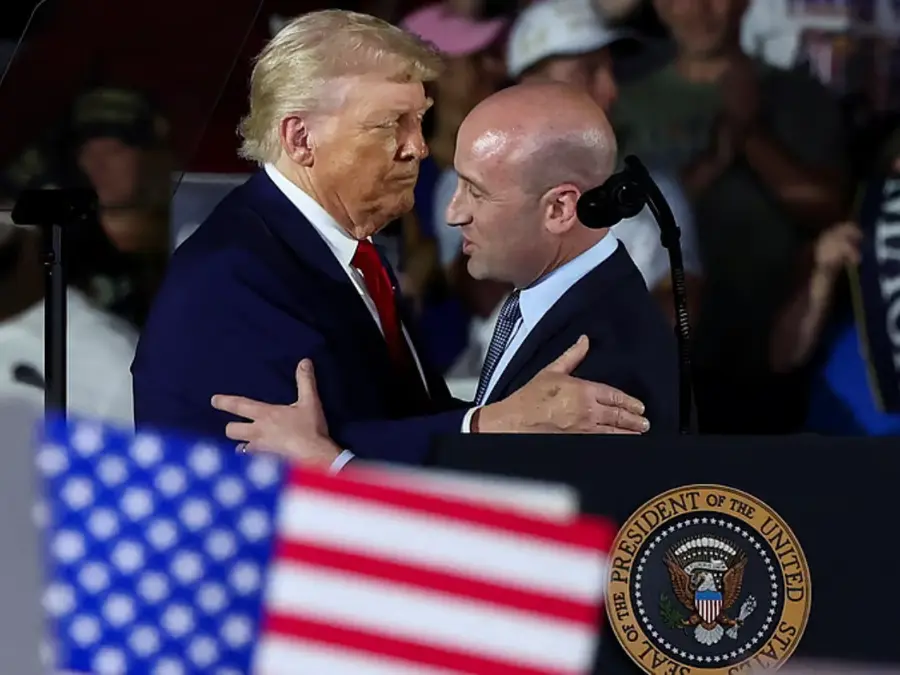‘He eats his hate’: Who is Terry Moran? Journalist suspended after explosive post calling Trump, aide Stephen Miller 'world-class haters'