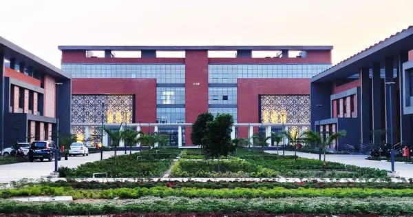 IIM Sambalpur Pioneers AI Integration in Indian Business Education