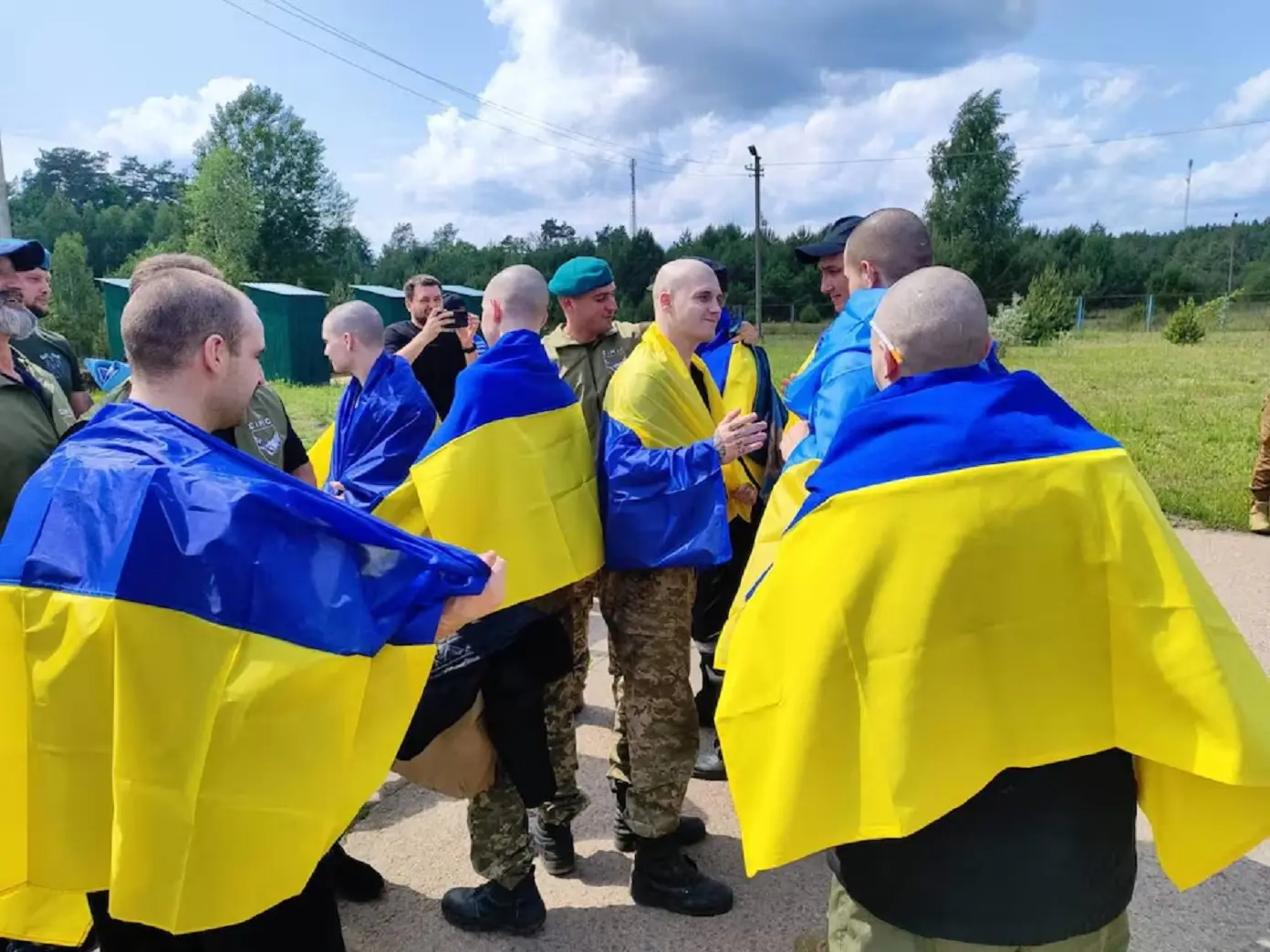 Russia and Ukraine swap prisoners of war, soldiers under 25 return home Russia and Ukraine swap prisoners of war, soldiers under 25 return home