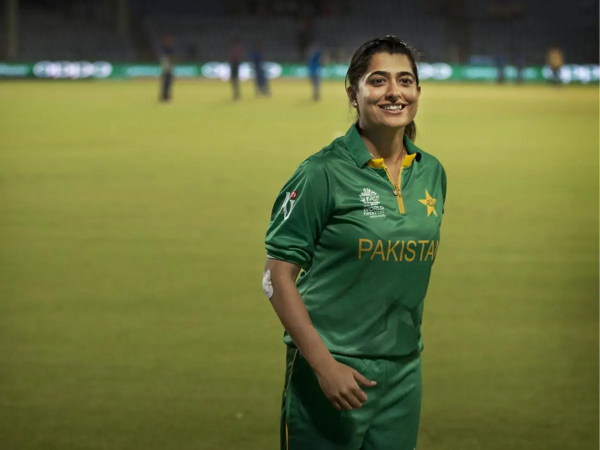 6. Sana Mir