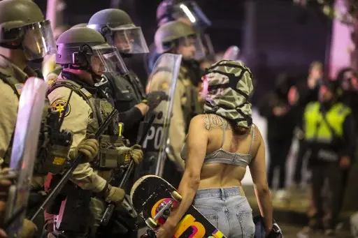 Los Angeles protests: Amid curfew, mass arrests being initiated as protestors flout orders, says LAPD