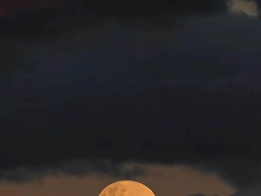 'Strawberry Moon' illuminates night sky across the world