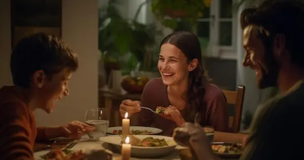 Early Dinner Trend Gains Popularity: Benefits, Timing, and Health