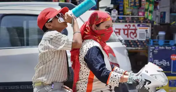 Severe heatwave conditions till June 13, warns IMD as temperature soar to ...