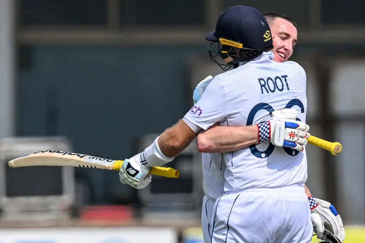 Joe Root & Harry Brook (England)