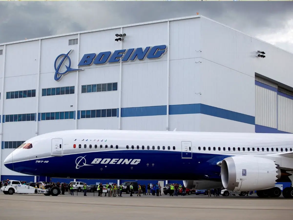 Boeing appoints former Lockheed executive Jay Malave as CFO