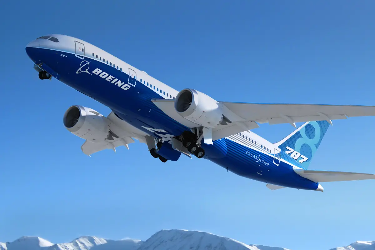 Air India 787 Incident Sparks Safety Concerns