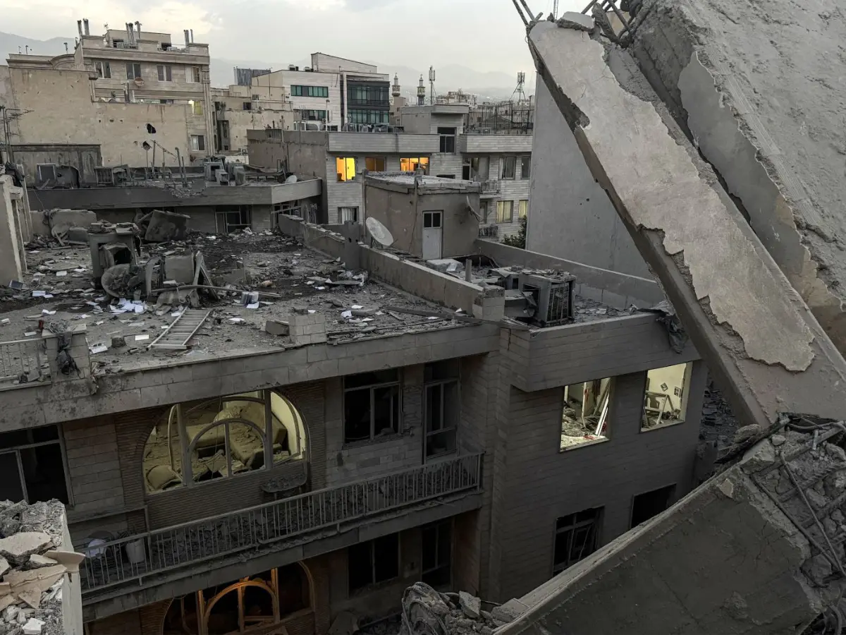Millions of Israelis run for shelter
