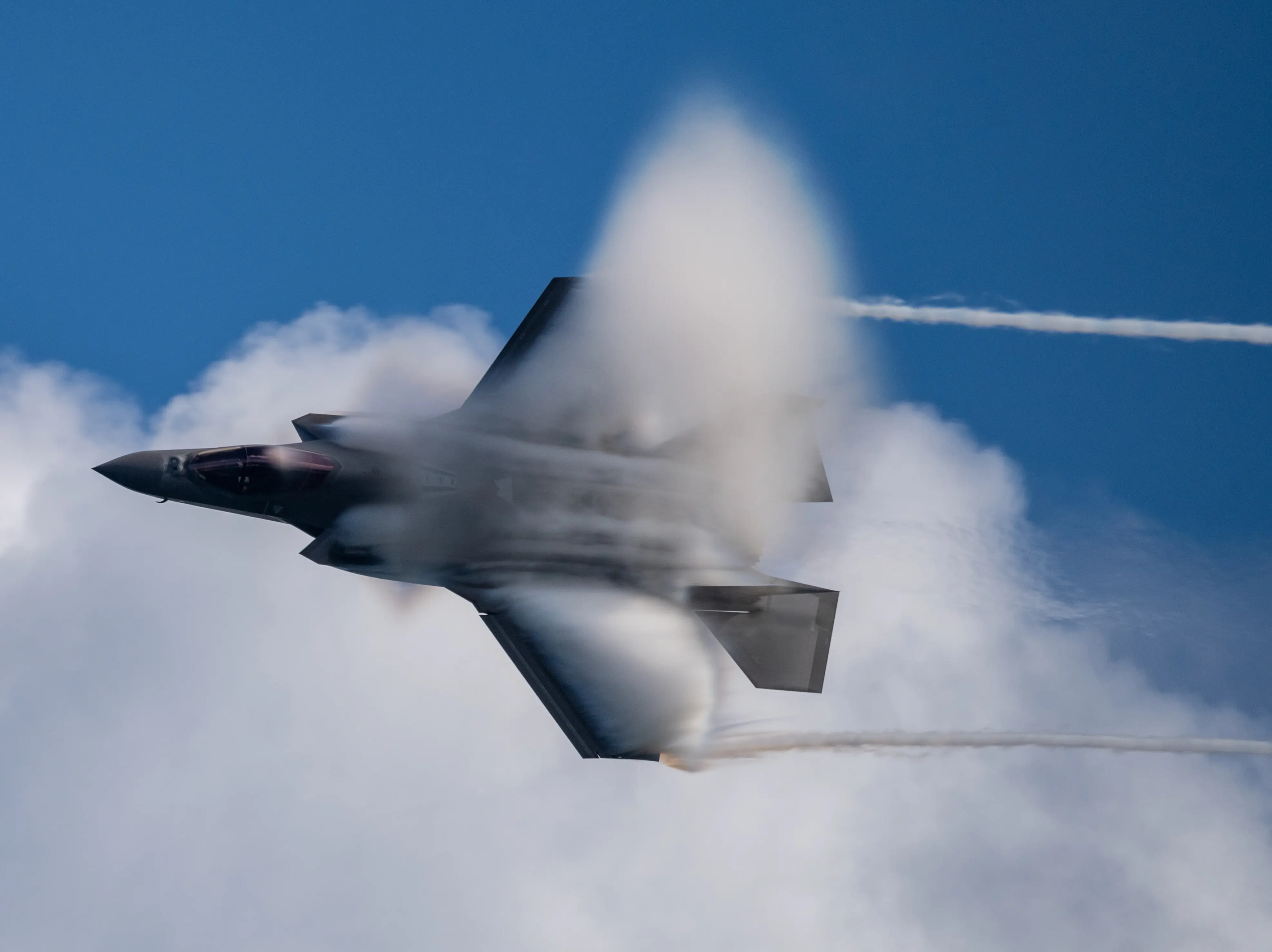Will I go demolished the third Israeli Jet F-35? Tehran states that he captured two pilots after Israel hits the previous claims as 'false news'