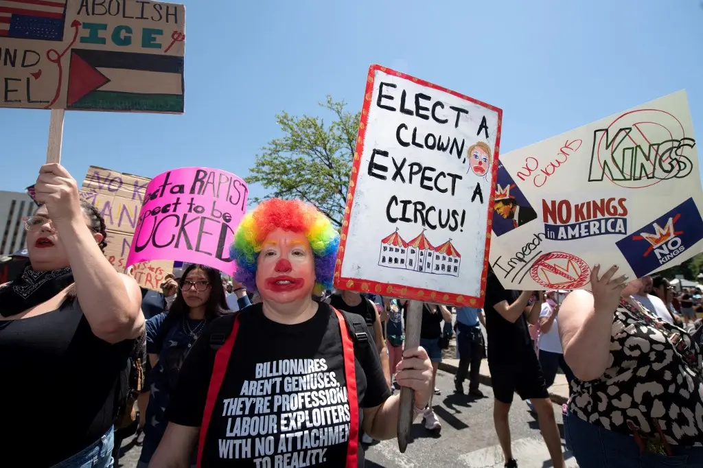 ‘No Kings’ protest