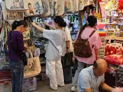 China's consumer spending faces lingering challenges despite May surge China's consumer spending faces lingering challenges despite May surge