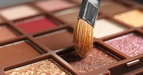 Study Finds Heavy Metals in Many Cream Eyeshadows