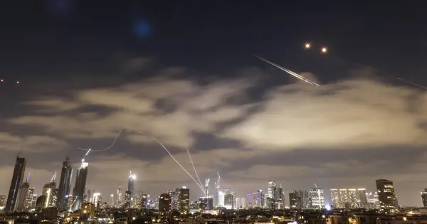 Israel-Iran war: Iran launches fresh wave of strikes targeting Tel Aviv ...