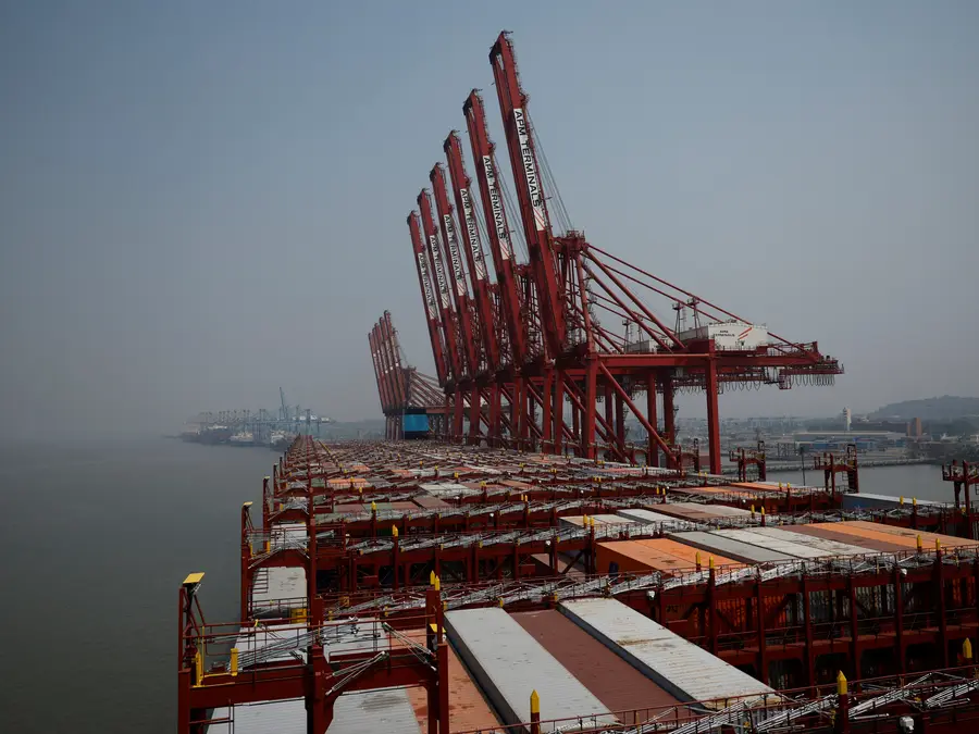 India emerges as trade war beneficiary amid US-China rift