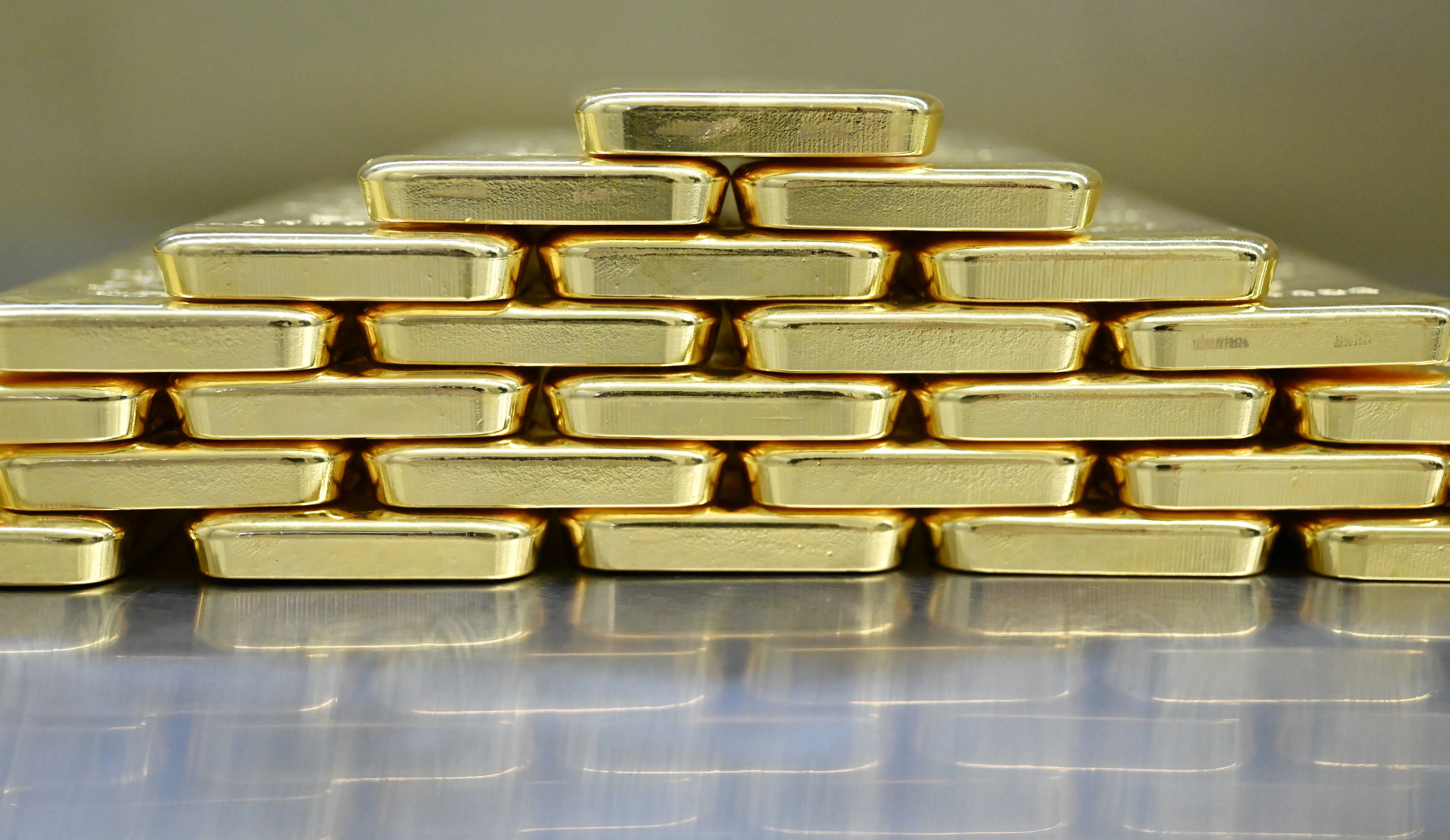 Gold shines brightest as 2025’s ultimate safe haven amid global uncertainty