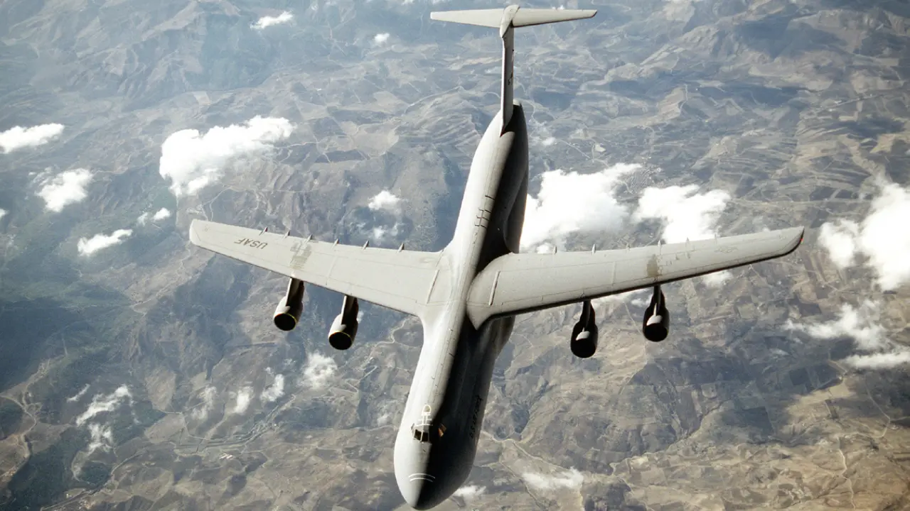 Lockheed C-5 Galaxy – Military Powerhouse