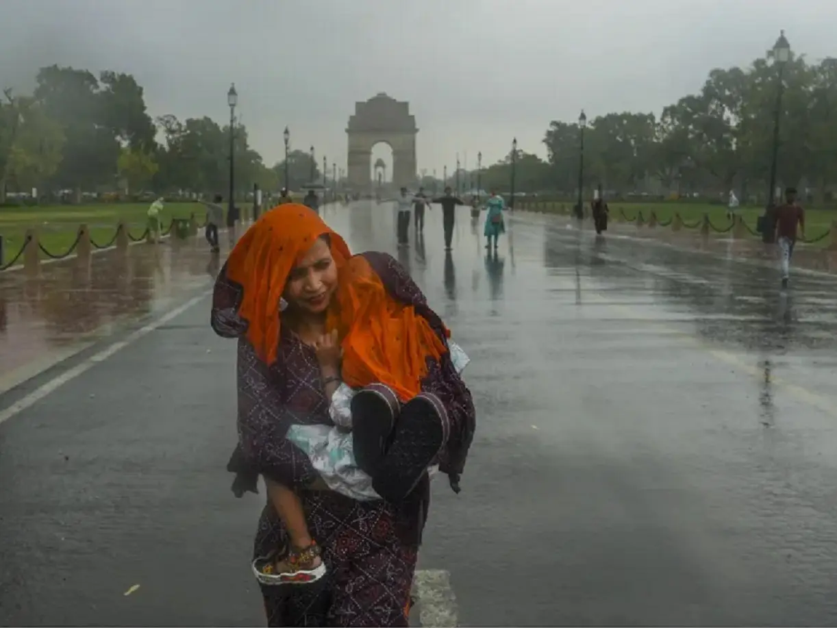 12 flights diverted as rain lashes Delhi-NCR, leaves roads waterlogged 12 flights diverted as rain lashes Delhi-NCR, leaves roads waterlogged