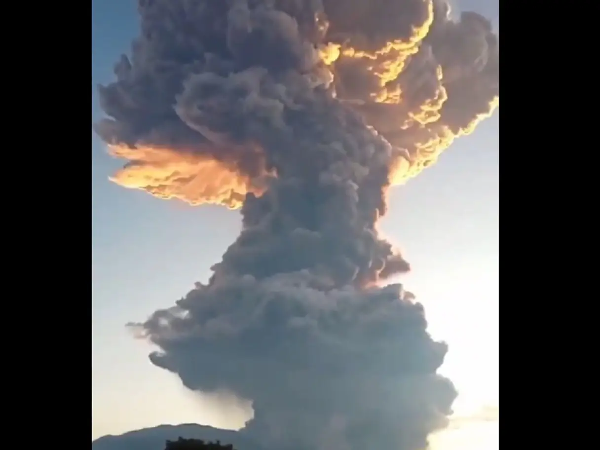 Volcano erupts in Indonesia, spews hot ash 10,000m into sky | Watch