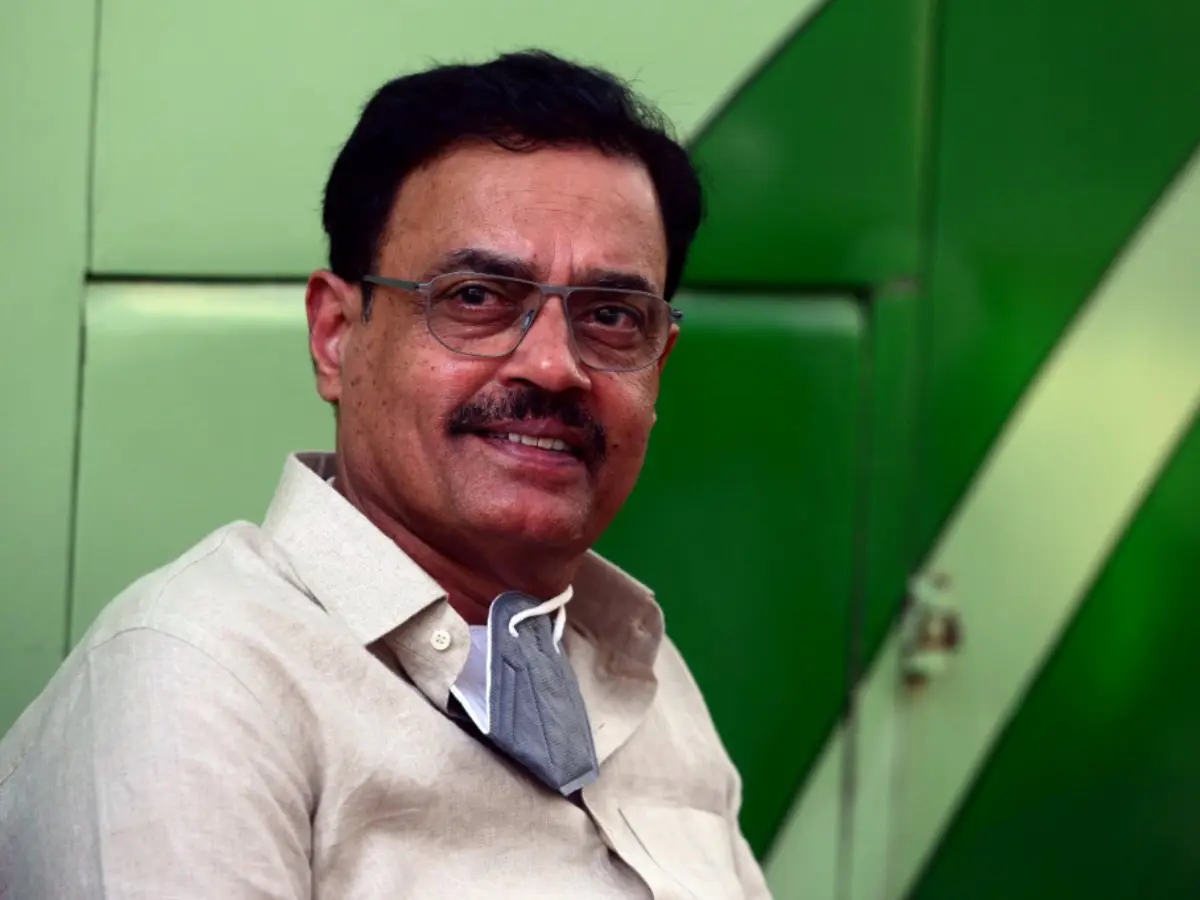 1. Dilip Vengsarkar