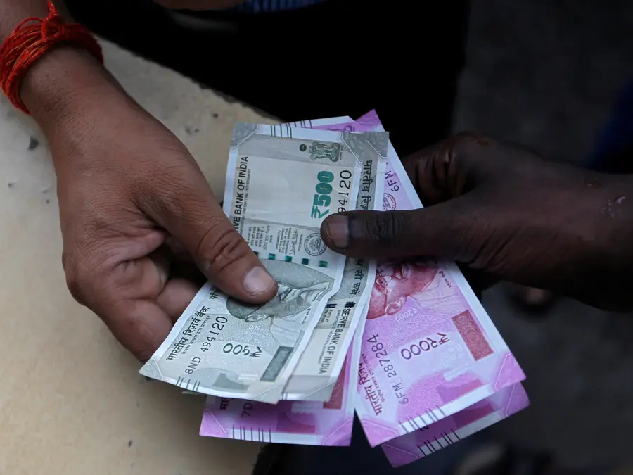 How a $10 oil shock hits your wallet: What Indian investors must track now