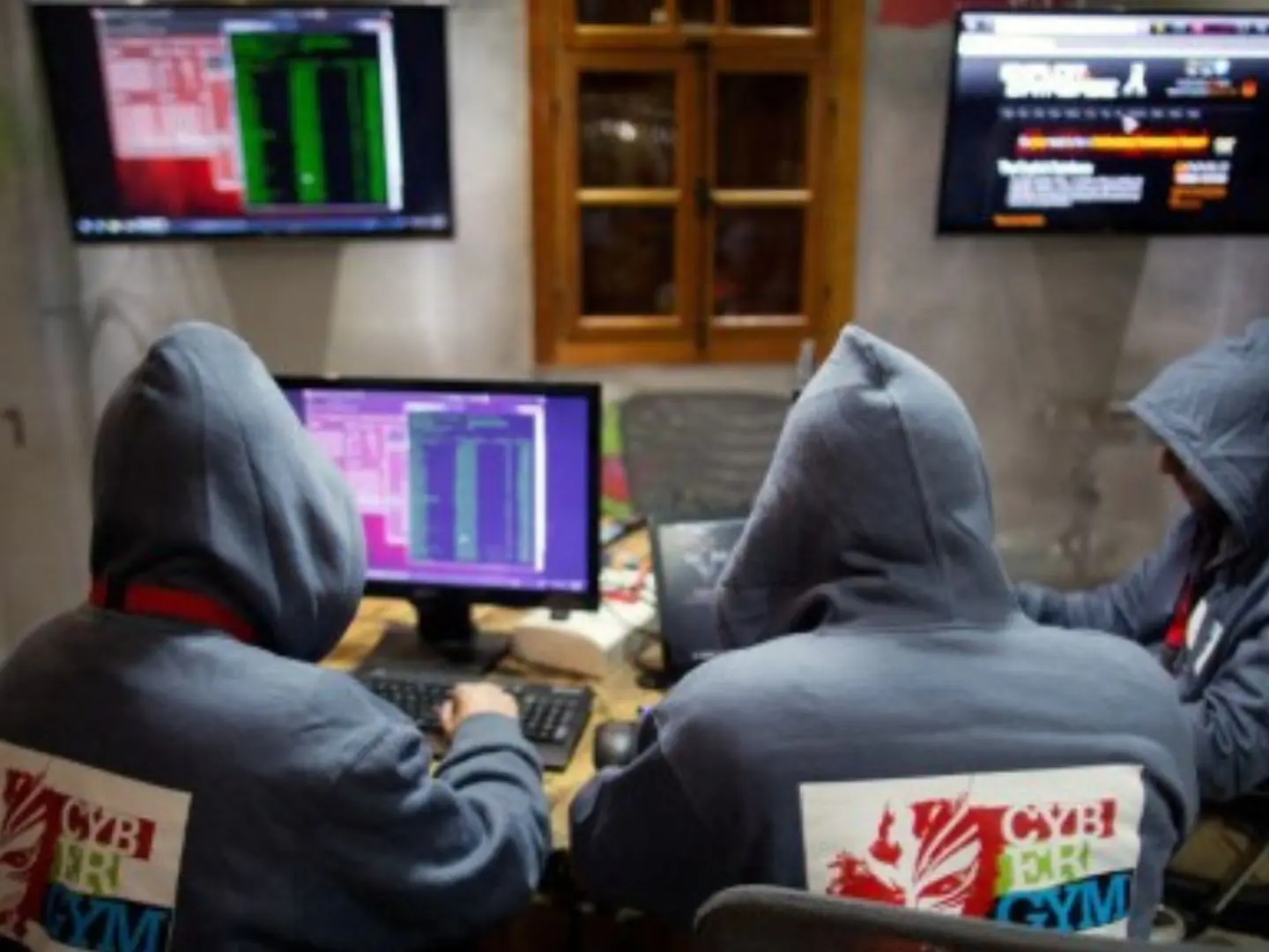  Israeli hackers breach Iranian TV, urging Iranians to rise up in protest 