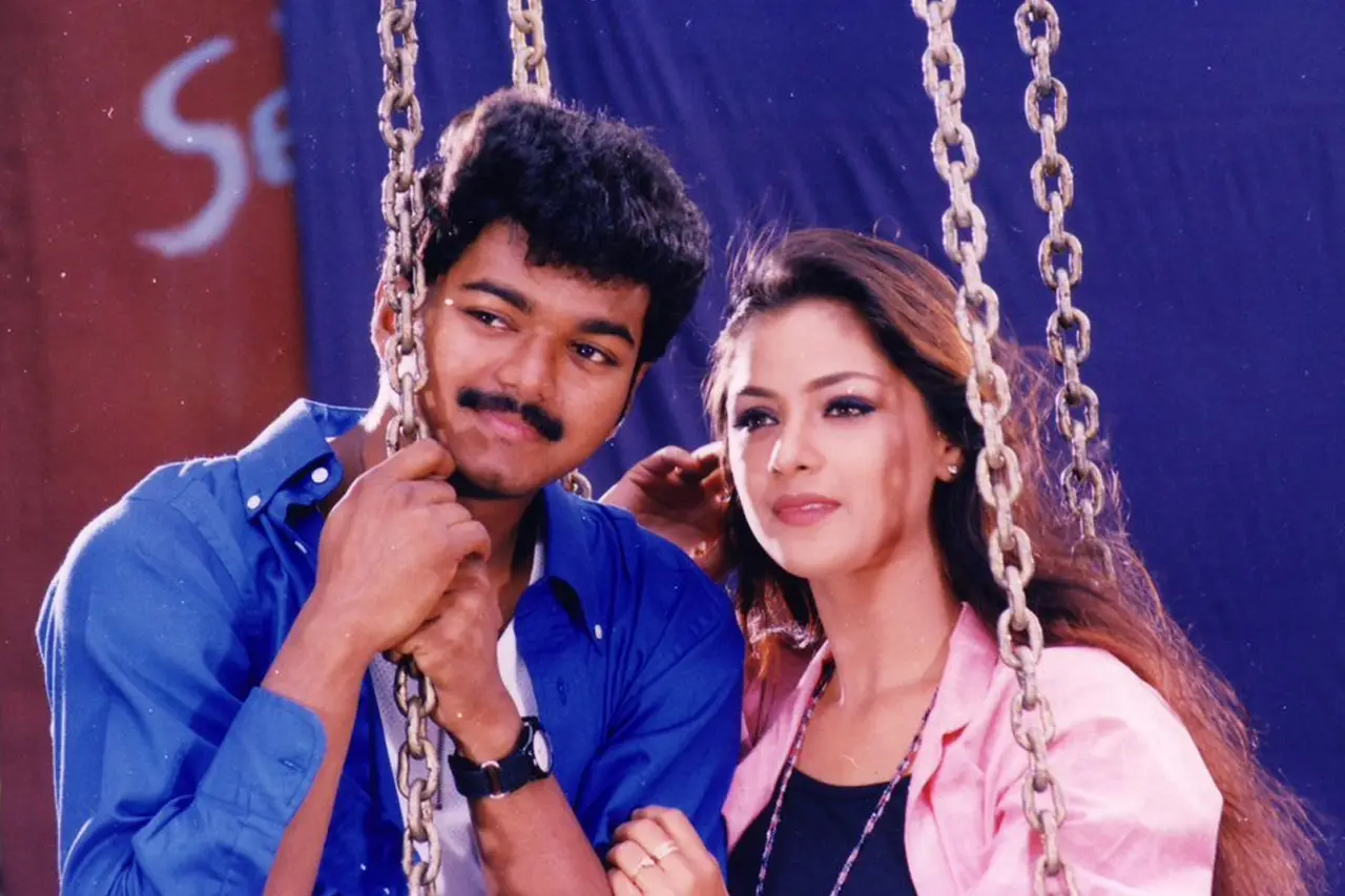 Thulladha Manamum Thullum