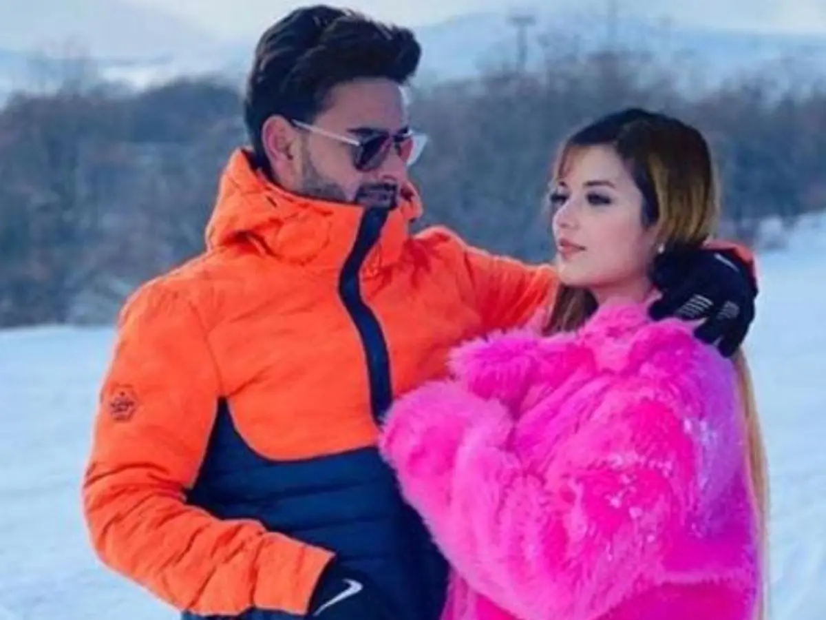 Rishabh Pant’s girlfriend Isha Negi