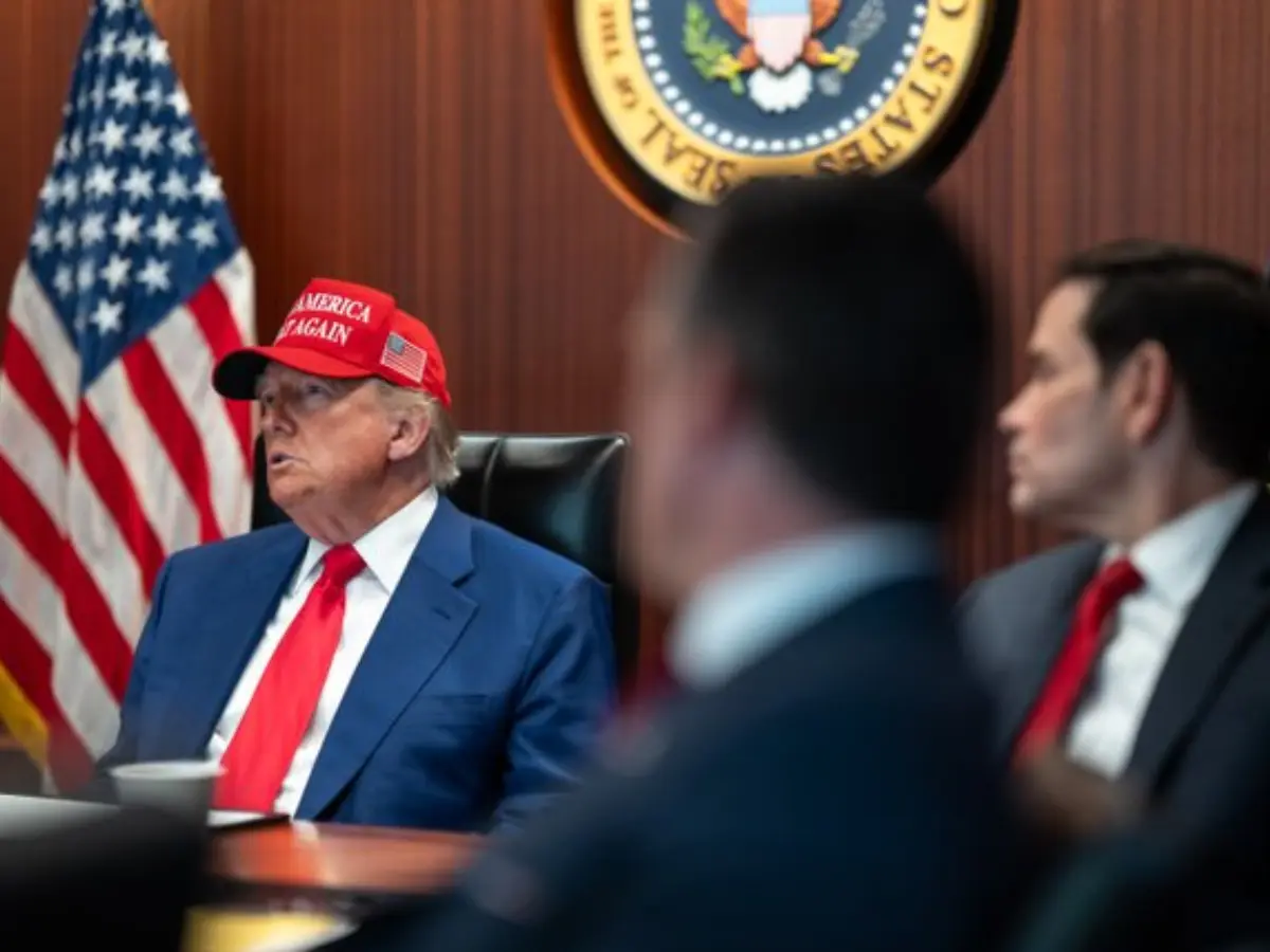 Trump addressing his officials