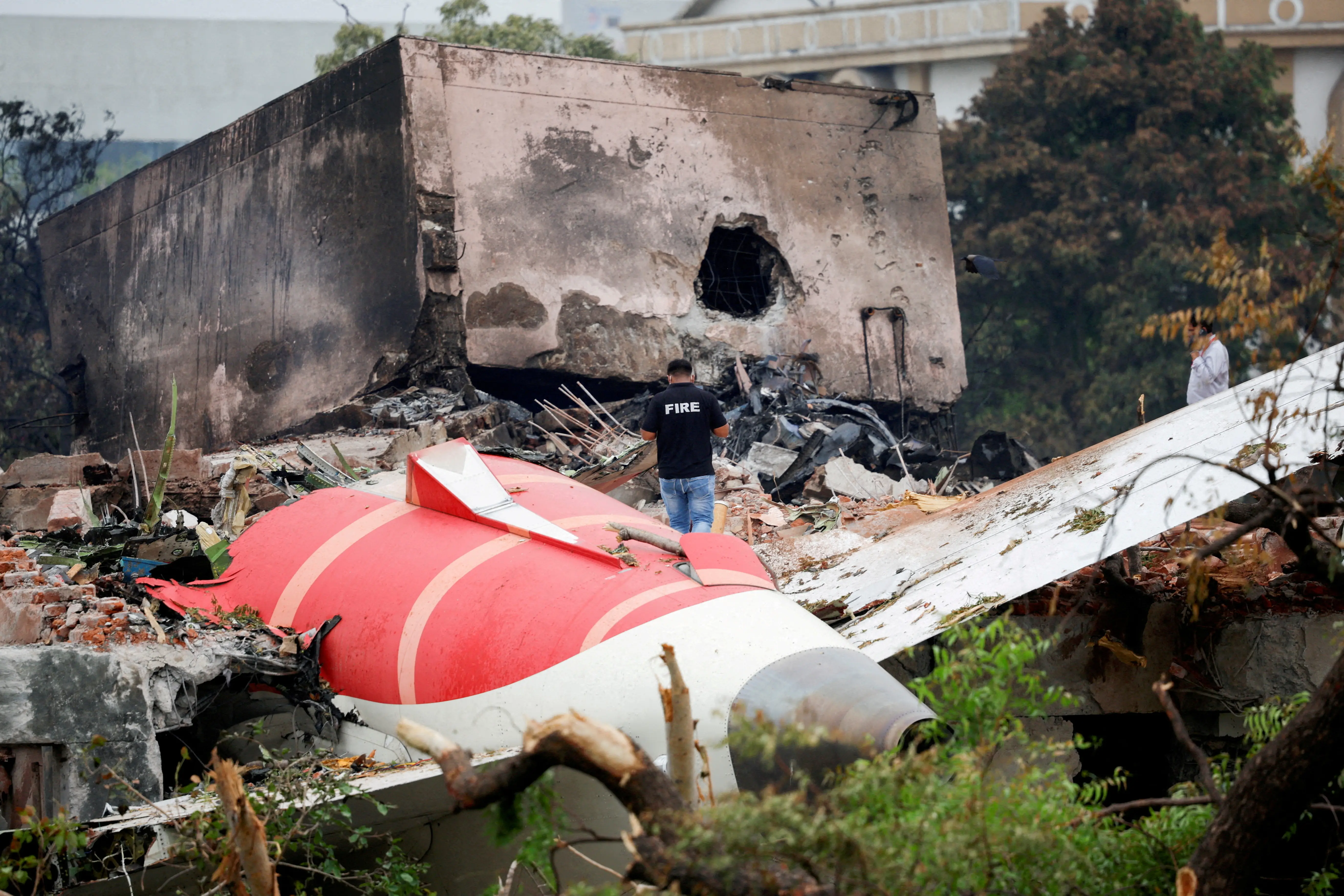 Air India crash to inflate aviation insurance bills by 30% worldwide