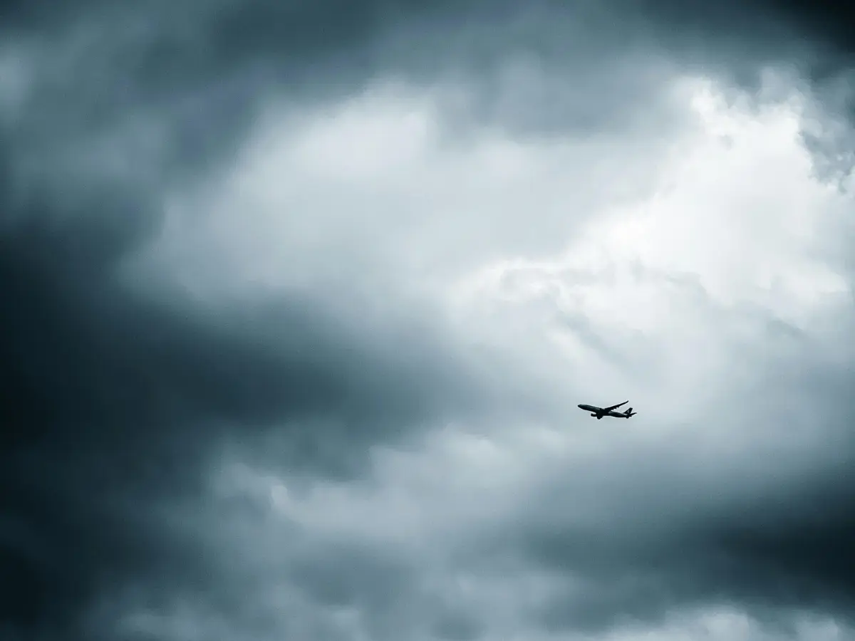 It's getting hot. That's bad news for airplanes, especially the smaller ones