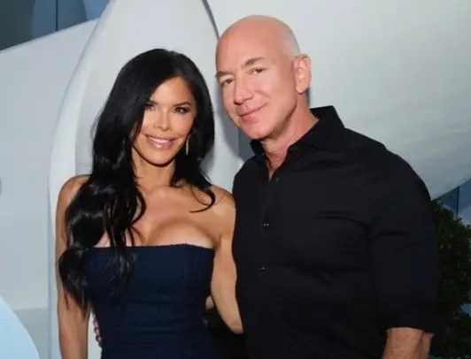 What's the date of Jeff Bezos-Lauren Sanchez wedding?