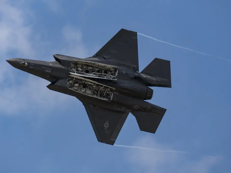 UK to acquire F-35A jets from US, revive airborne nuclear capability in major NATO shift