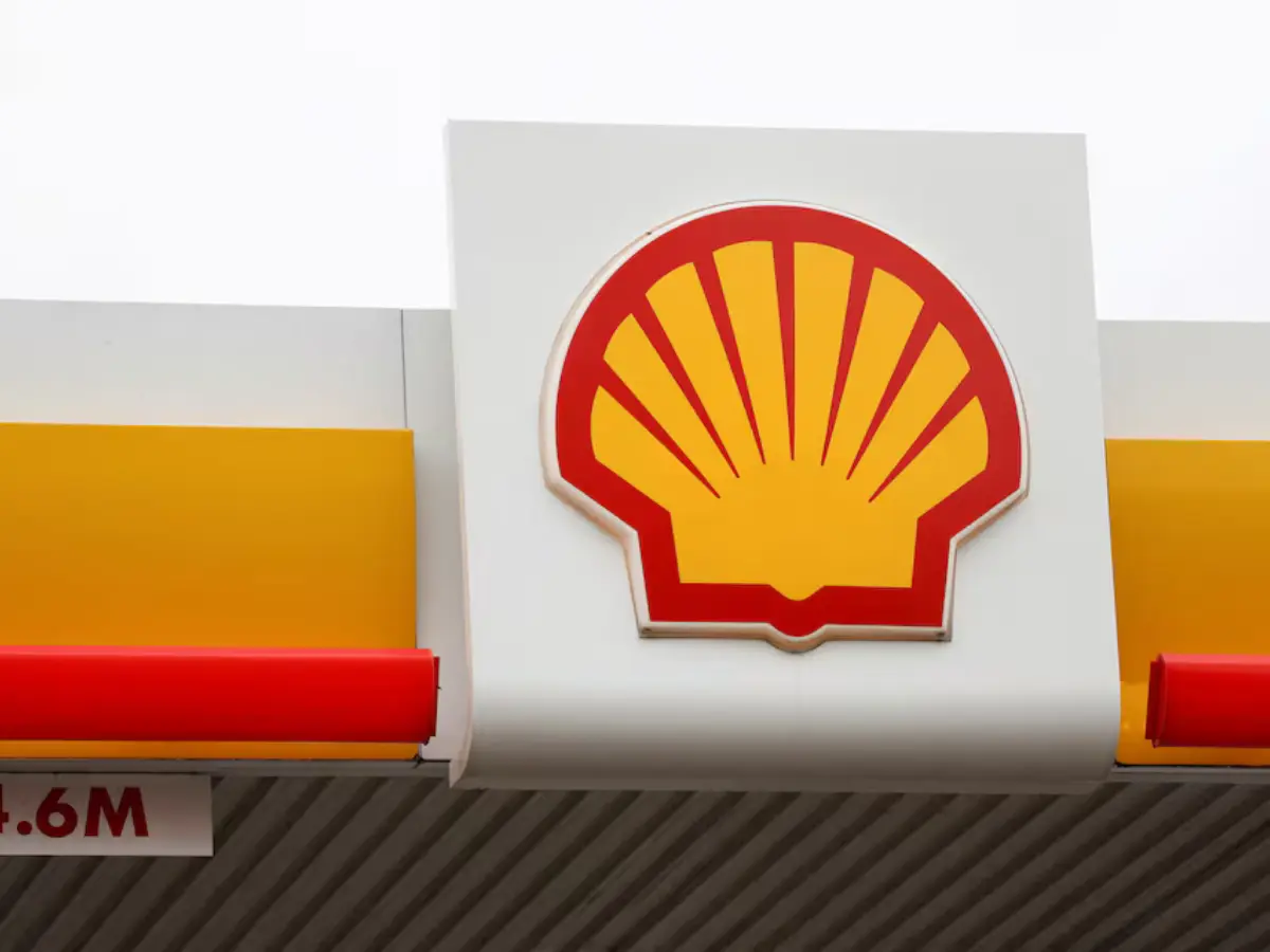 Shell denies it is in takeover talks with BP after WSJ report Shell denies it is in takeover talks with BP after WSJ report