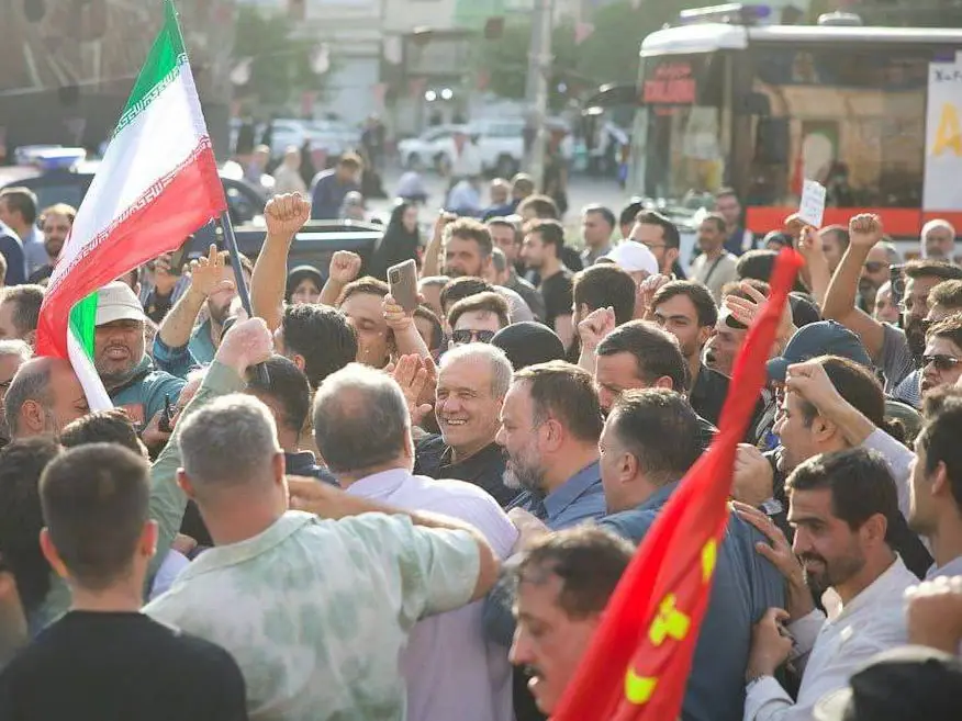 'We will show the world...': Iranian President Pezeshkian joins protests after US strikes nuclear sites 'We will show the world...': Iranian President Pezeshkian joins protests after US strikes nuclear sites