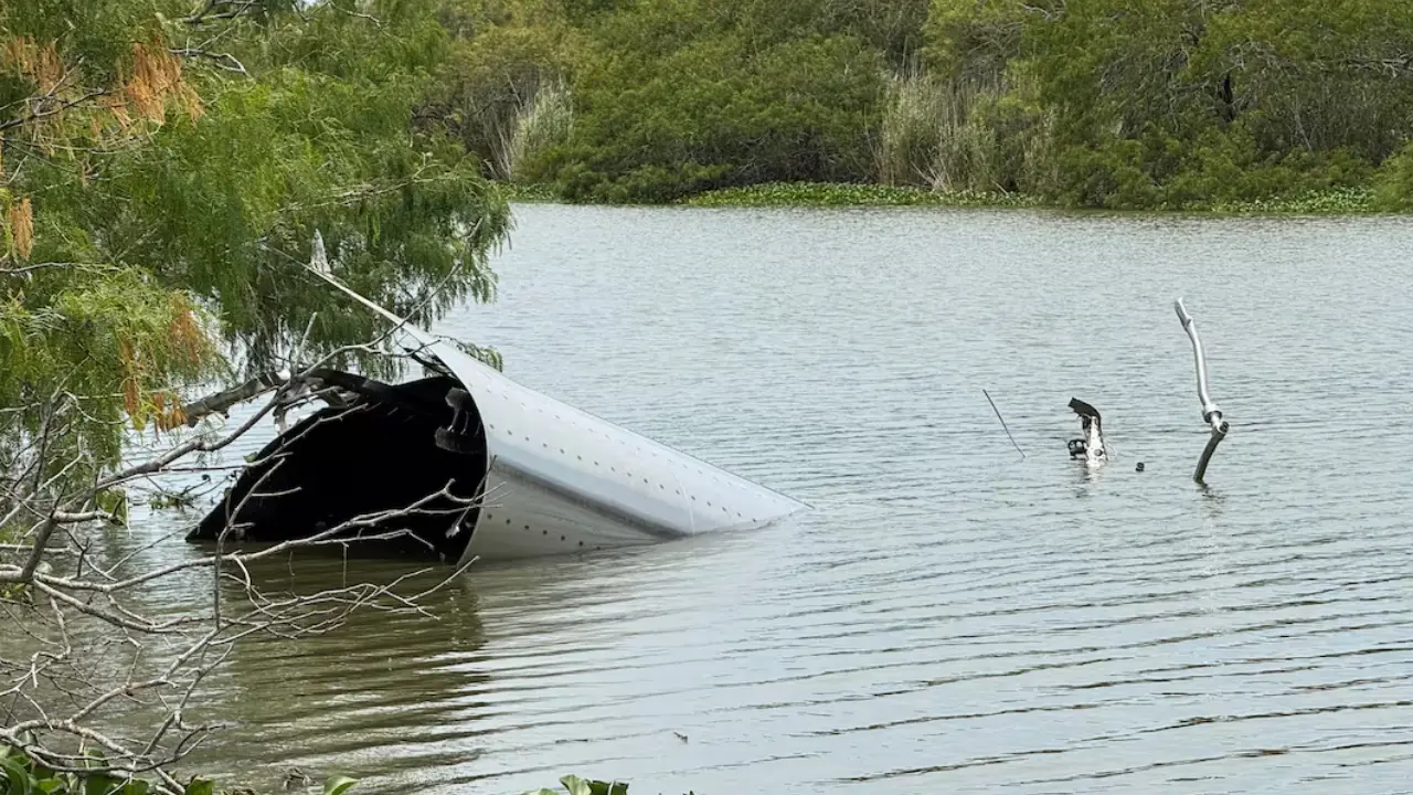 SpaceX debris recovery delayed after Starship blast; Mexico investigates environmental risk
