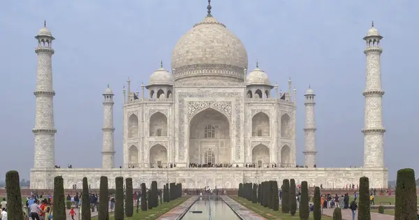 Taj Mahal's Dome Leaking, ASI Investigates for Repairs