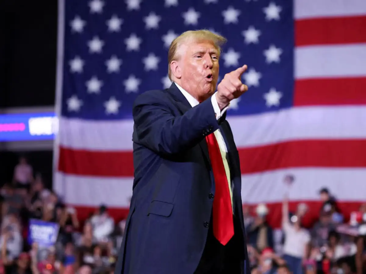 'Sleazebag hoax': Trump explodes over $30 billion nuclear incentive for Iran report 'Sleazebag hoax': Trump explodes over $30 billion nuclear incentive for Iran report