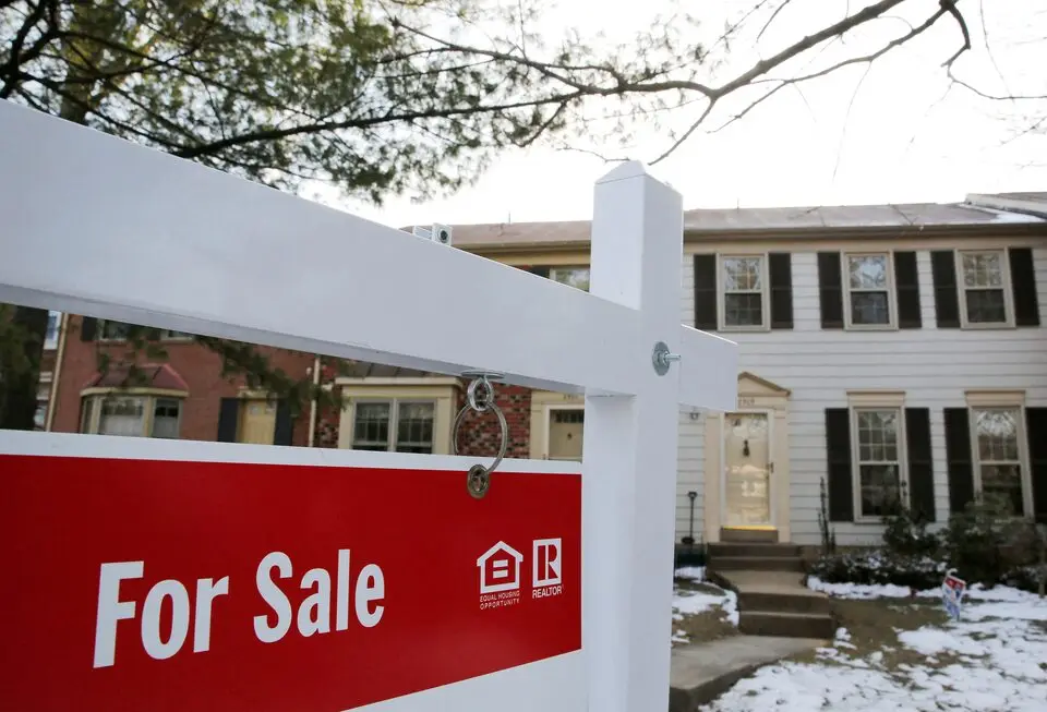 US housing market faces mounting pressure as home prices slide