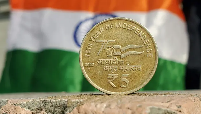  Filing ITR 2025 without help? 5 common mistakes people make without a CA 