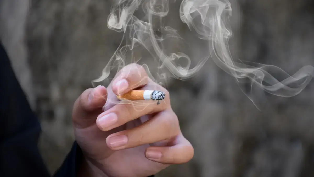 Can Smartwatches Help You Quit Smoking?