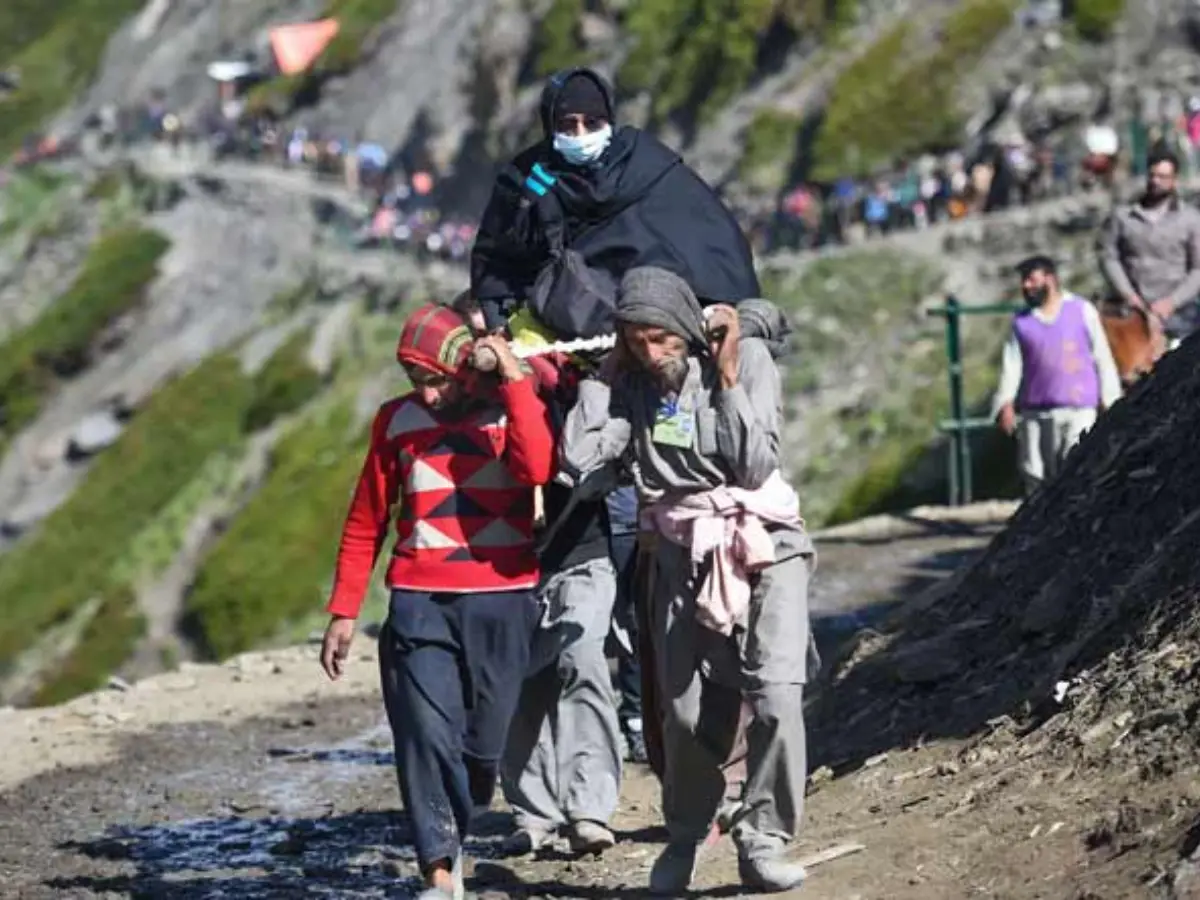 Amarnath Pilgrims land two days before the Yatra, authorities call it win of faith over terror
