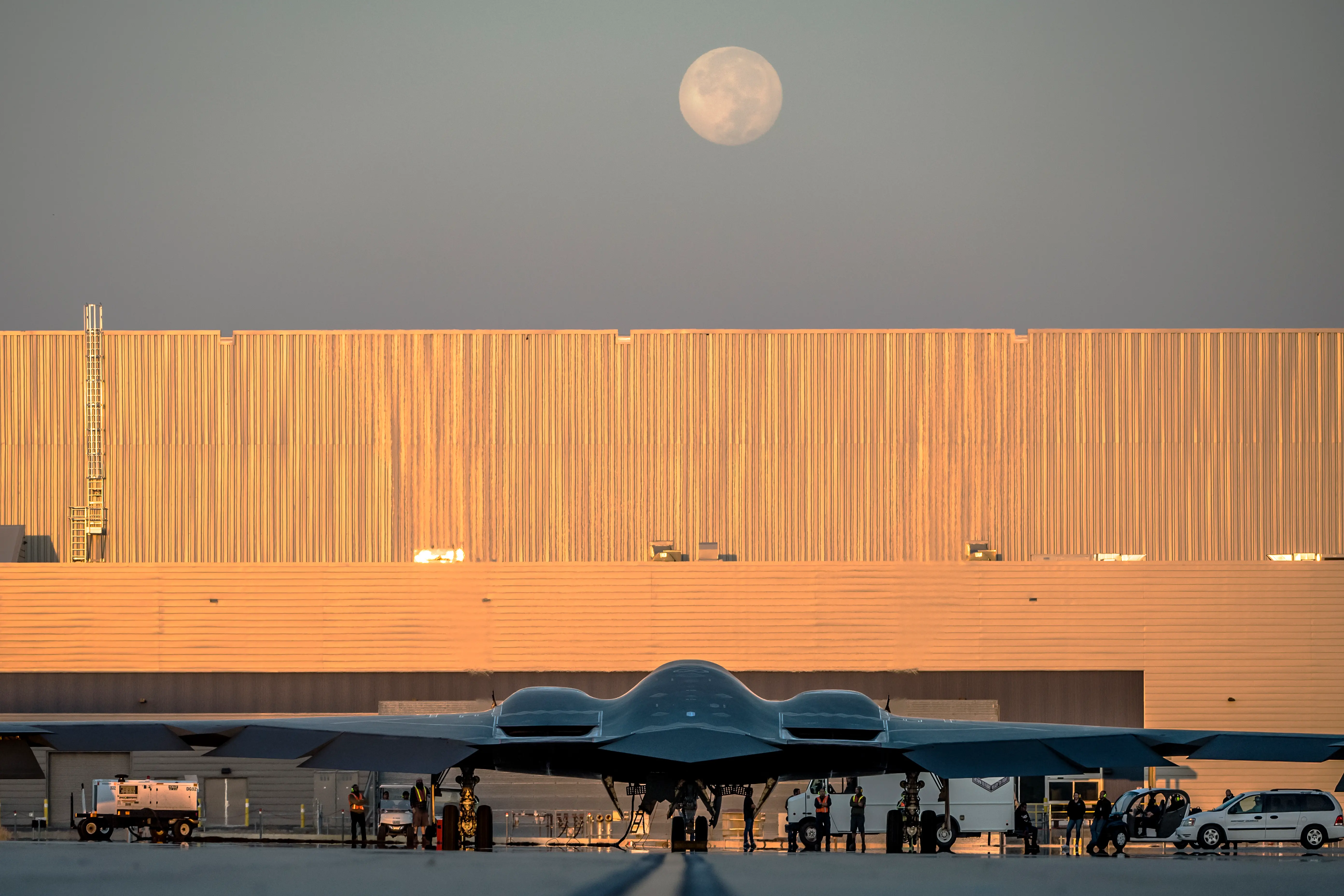 How B-2 bomber maintenance improved