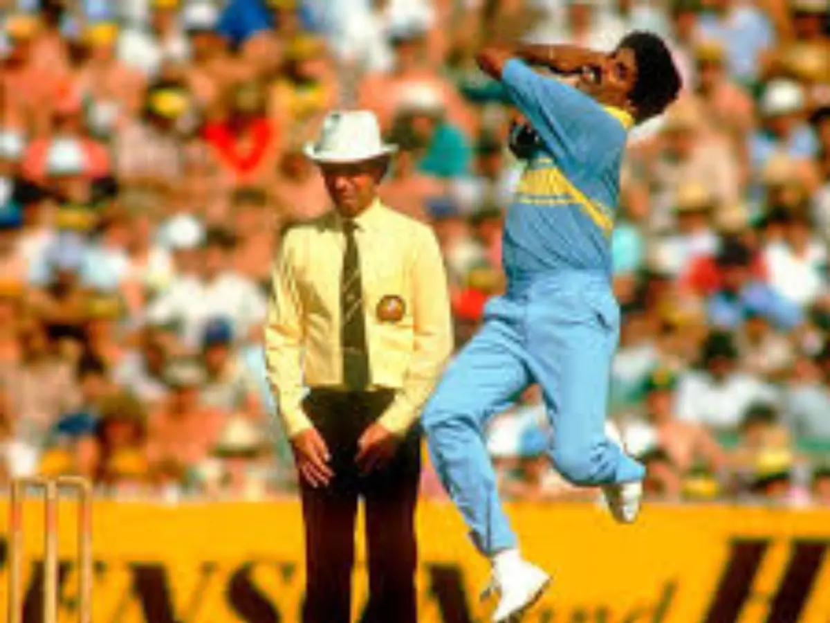 Kapil Dev (1978-1994), 235 ODI maidens